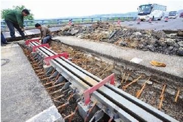 福建福安桥梁伸缩缝经销商在哪？找桥梁附件总厂