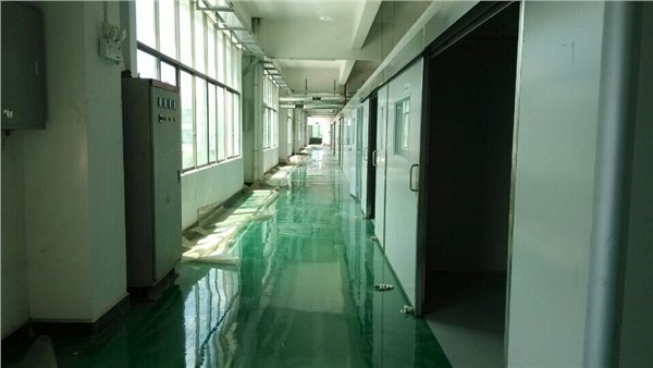优质的地板漆材料，专业的地板漆施工团队，合理的地