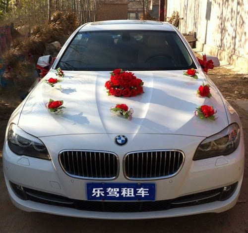 山东婚车租赁就选济南乐驾，车型多，租赁价格低
