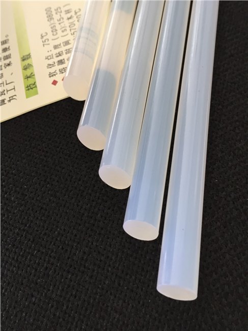 热胶胶怎么用？白色胶棒环保吗？