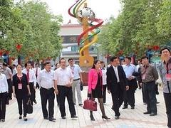 学校餐厅承包价格：亚广公司专业的承包学校餐厅推荐