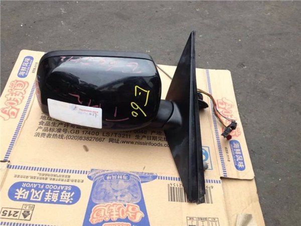 供应奔驰C200油底壳拆车件