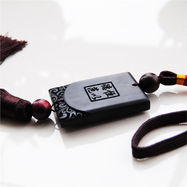 北京华诺挂件/饰品激光刻字刻logo雕刻
