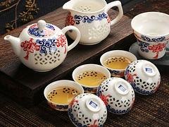 哪里有供应价格合理的中国节福字玲珑杯茶具镂空透明
