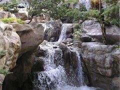 超值的手塑假山厂家特供|昆明园林假山哪里找