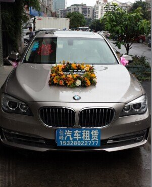成都租婚车头车Y成都租宝马7系Y成都租奔驰S系