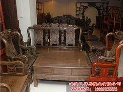 买品质一流海南红木家具来凤祥居实业：红木家具