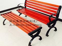 品质一流的公园座椅推荐给你   恩平公园长椅