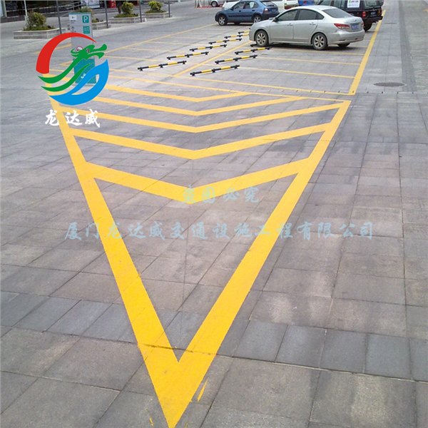 福建漳州/厦门/泉州车位划线/不反光标线/道路漆