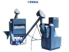 供应饲料机：大量供应畅销的小型饲料机