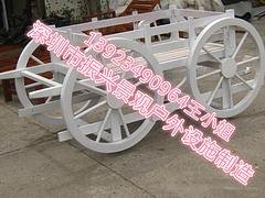 新品卷帘式户外售卖车在深圳哪里有供应：南昌甜点售