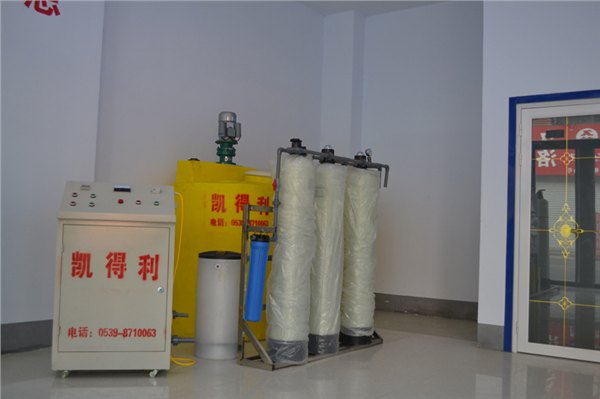 新疆汽车玻璃水设备厂家哪家好？推荐临沂凯得利防冻