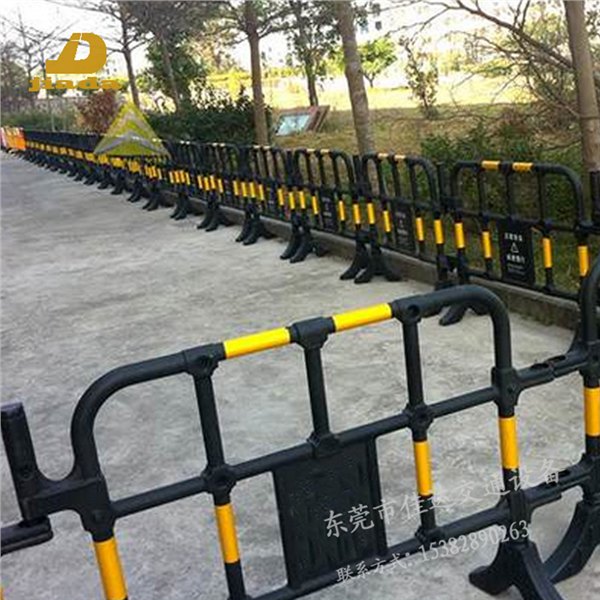 交通设施道路护栏生产厂家 找佳达交通设备