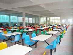 福州亿鑫祥餐饮公司专业提供学校食堂承包，长沙饭堂
