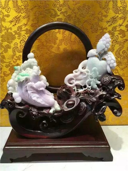 春节送礼送什么？？玲珑福玉器为你省钱