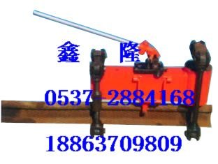 液压钢轨校正机
