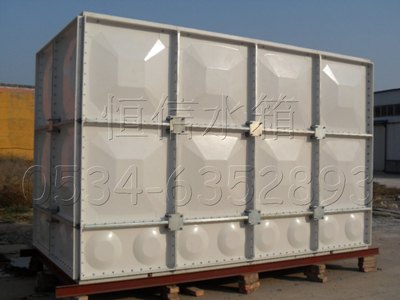 德州品牌好的玻璃钢水箱厂家批发：组合式玻璃钢水箱