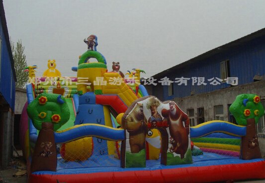 美观的儿童充气城堡
