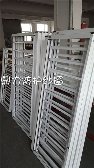 防护栏隐形纱窗价格_防护栏隐形纱窗批发_合肥鼎力门窗厂