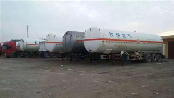 11年LNG51.53立方运输罐车  二手石油液化气运输车