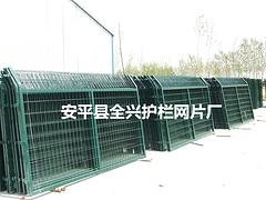 高品质铁路防护网在哪有卖 铁路防护网厂家批发零售