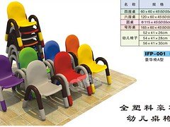 推荐南宁优质广西全塑料幼儿桌椅，南宁幼儿桌椅哪里