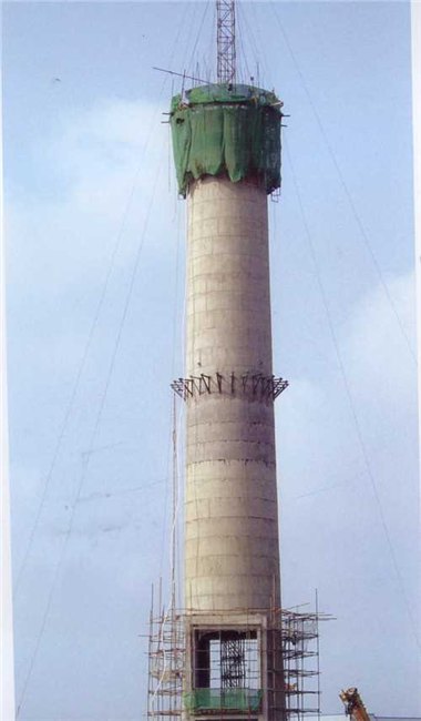 专业水泥烟囱新建公司_江苏天星水泥烟囱新建