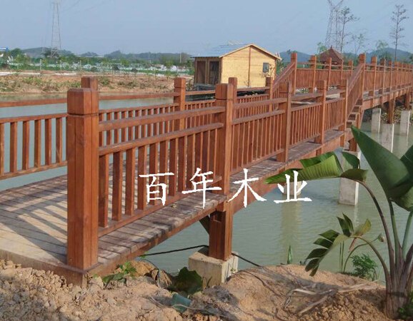 广西园林木桥，专业的防腐木木桥护栏供应商，当属百