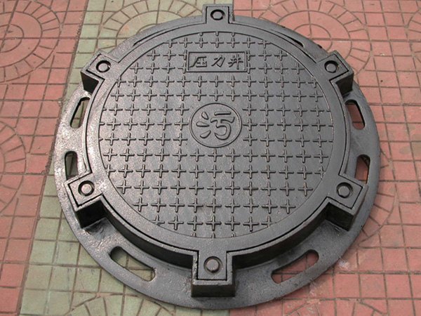 【品质铸就未来】临沂球磨井盖厂家直销
