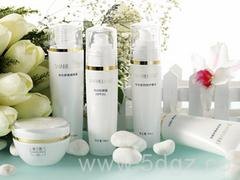 新时代健康优质香兰阁珍白系列护肤品品牌——香兰阁