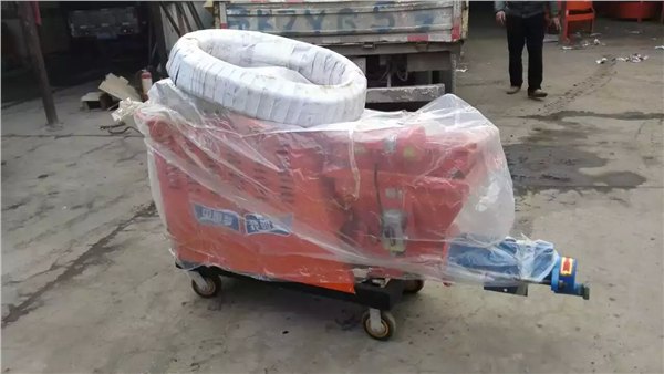砂浆喷涂应该用什么设备