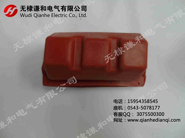 采用变压器护套预防变压器过热时的危险