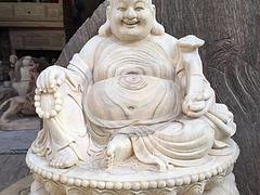 实惠的木雕布袋佛当选吉祥木雕：价格合理的布袋佛雕