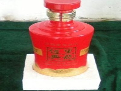 知名厂家为您推荐精良的酒瓶酒托_西安酒托