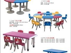 广西幼儿园防火课桌椅   塑料课桌椅