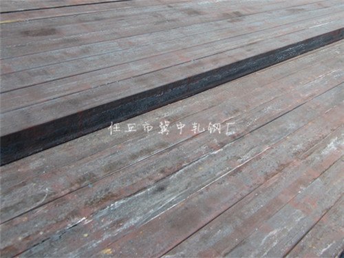 冀中轧钢厂为您供应专业制造热轧方钢钢材——热轧方