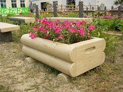 仿木花盆专业供货商：湖北仿木桌椅