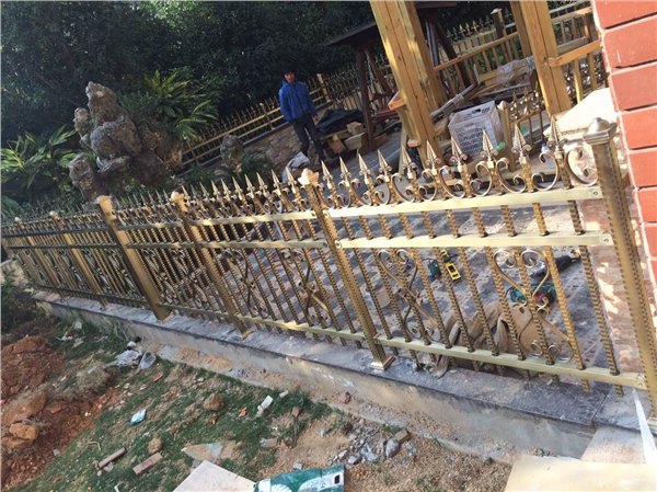 防护性能好的景区栅栏，福建优质庭院栅栏供应商