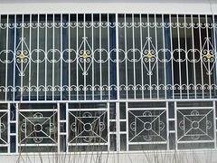 防盗网专业供应商_海南防盗窗