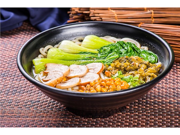 特色生意】山东特色米线加盟—开启餐饮过桥米线费用