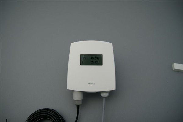 高精度温湿度变送器带显示_维萨拉温湿度变送器HMD120