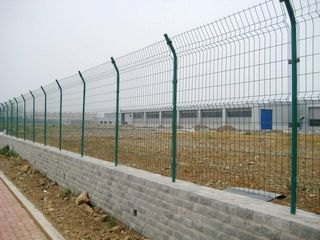 公路护栏网-机场护栏网哪里有卖