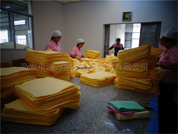 永康拖拖乐2015新款冰凉毛巾优惠促销