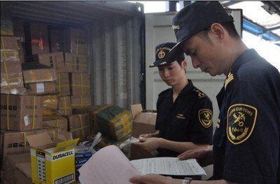 青岛哪家报关行代理进口韩国化工危险品比较专业