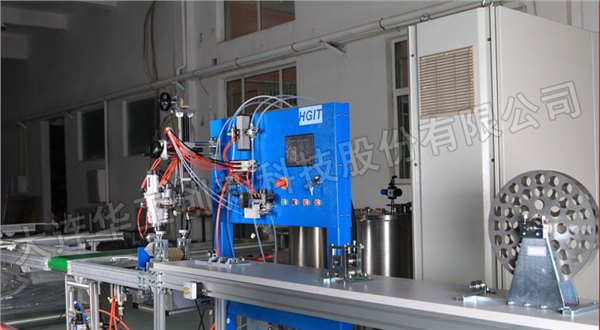 供应大连华工穿条灌胶发泡设备（型材填充）