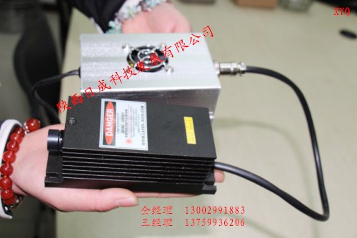 点状不可见光定位灯