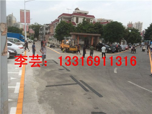 厚街花园道路划线厂家\横沥花园道路划线实价