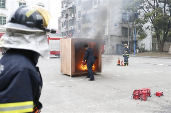 秦皇岛盛安消科厨房专用灭火器诚招各地区代理商