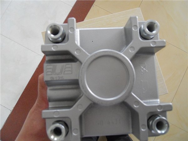 原装univer气缸LAGP080VU120W