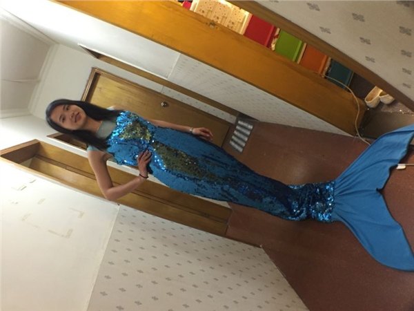 广州广州哪里有便宜的美人鱼服装厂家首选纺艺阁租赁